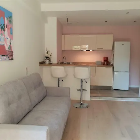 Apartment Cocoon *